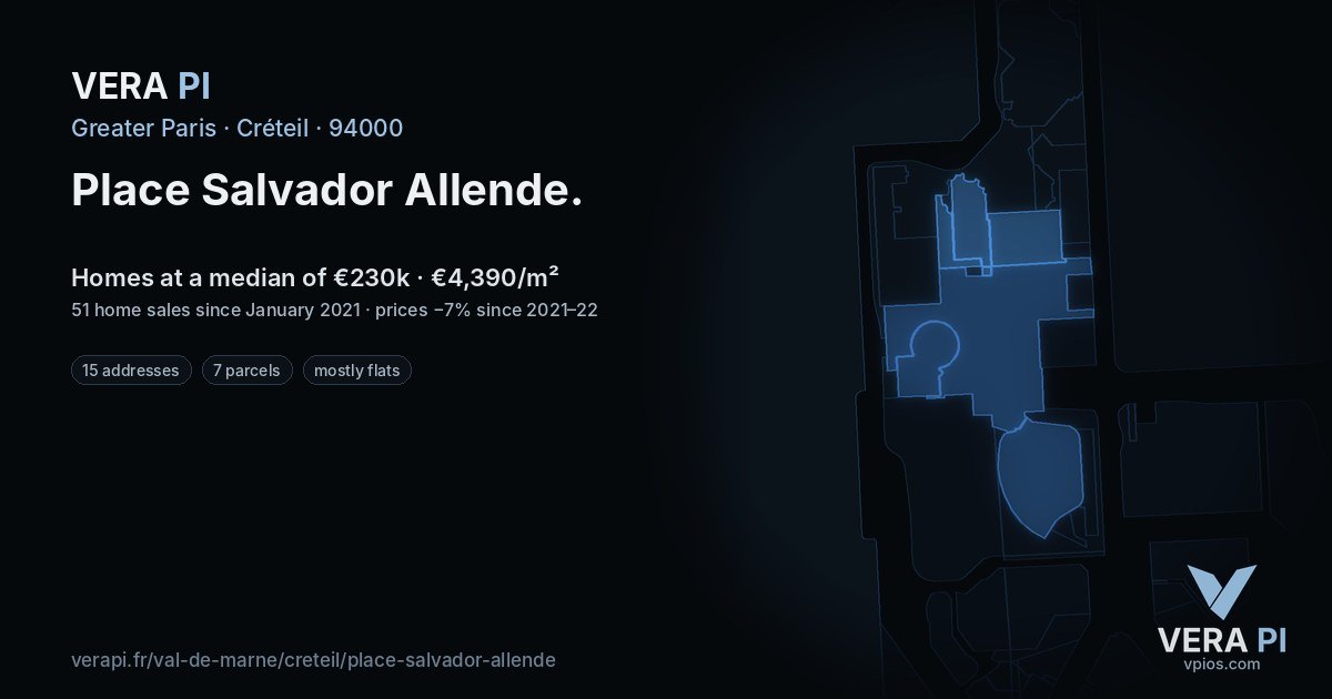 Place Salvador Allende, Créteil at night – every parcel coloured by the prices around it, the street's own parcels lit