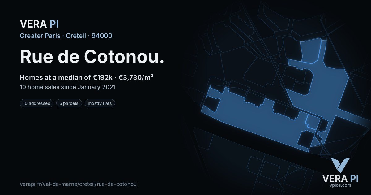 Rue de Cotonou, Créteil at night – every parcel coloured by the prices around it, the street's own parcels lit
