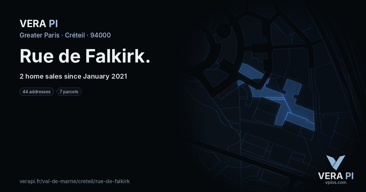 Rue de Falkirk, Créteil at night – every parcel coloured by the prices around it, the street's own parcels lit