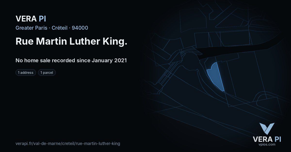 Rue Martin Luther King, Créteil at night – every parcel coloured by the prices around it, the street's own parcels lit