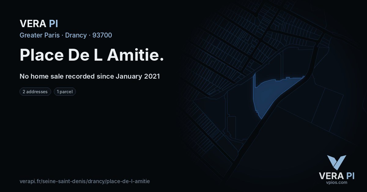 Place De L Amitie, Drancy at night – every parcel coloured by the prices around it, the street's own parcels lit
