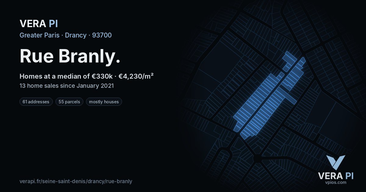 Rue Branly, Drancy at night – every parcel coloured by the prices around it, the street's own parcels lit