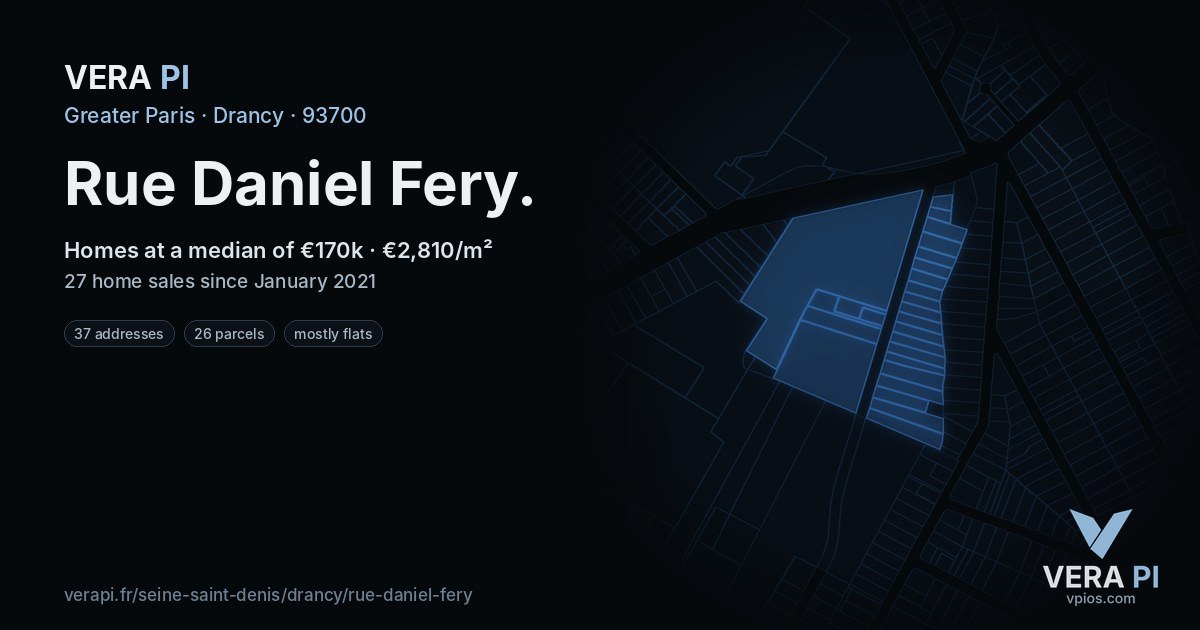 Rue Daniel Fery, Drancy at night – every parcel coloured by the prices around it, the street's own parcels lit