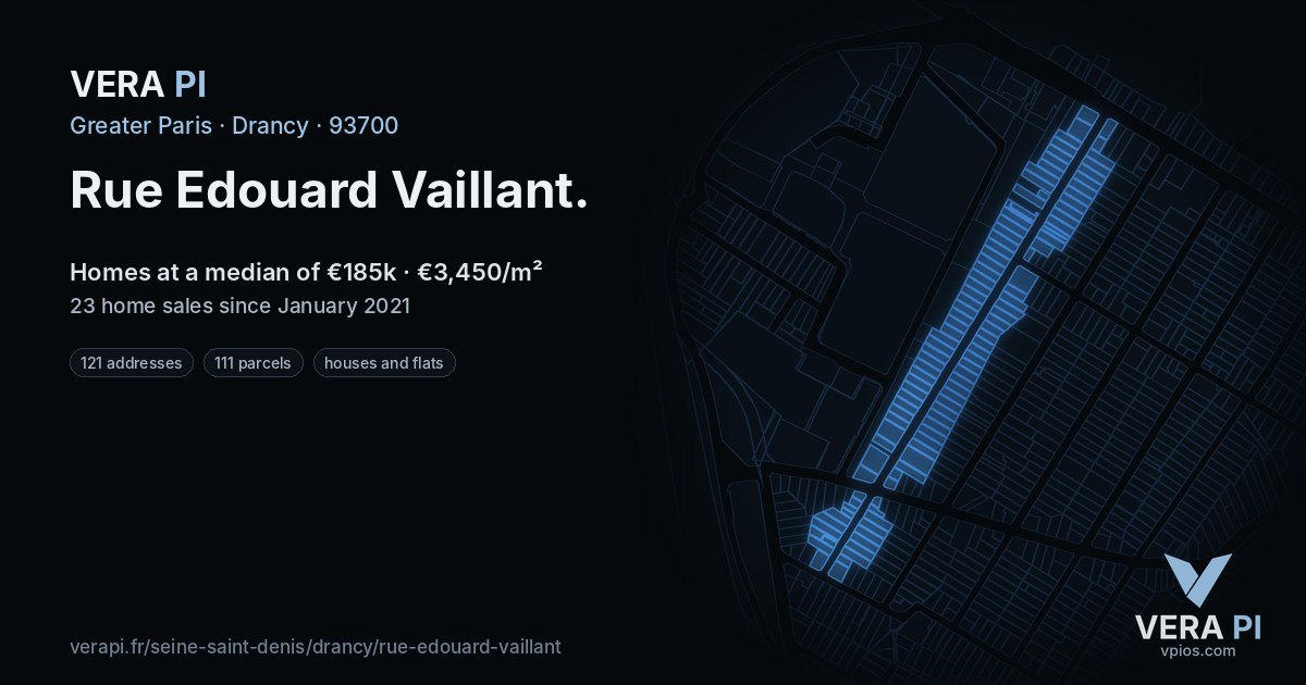 Rue Edouard Vaillant, Drancy at night – every parcel coloured by the prices around it, the street's own parcels lit