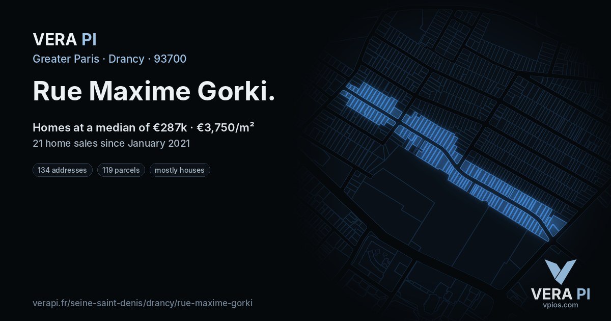 Rue Maxime Gorki, Drancy at night – every parcel coloured by the prices around it, the street's own parcels lit