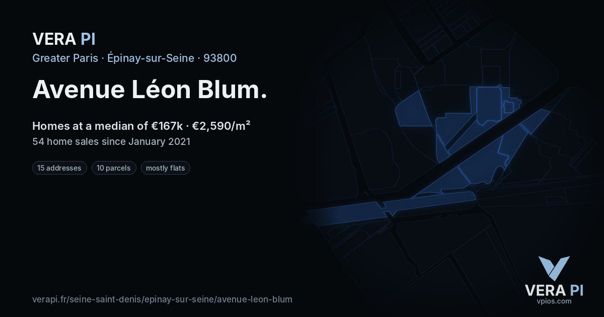 Avenue Léon Blum, Épinay-sur-Seine at night – every parcel coloured by the prices around it, the street's own parcels lit