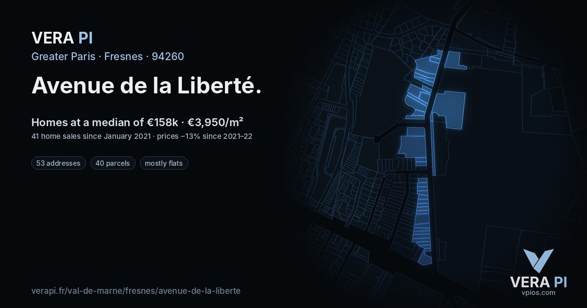 Avenue de la Liberté, Fresnes at night – every parcel coloured by the prices around it, the street's own parcels lit