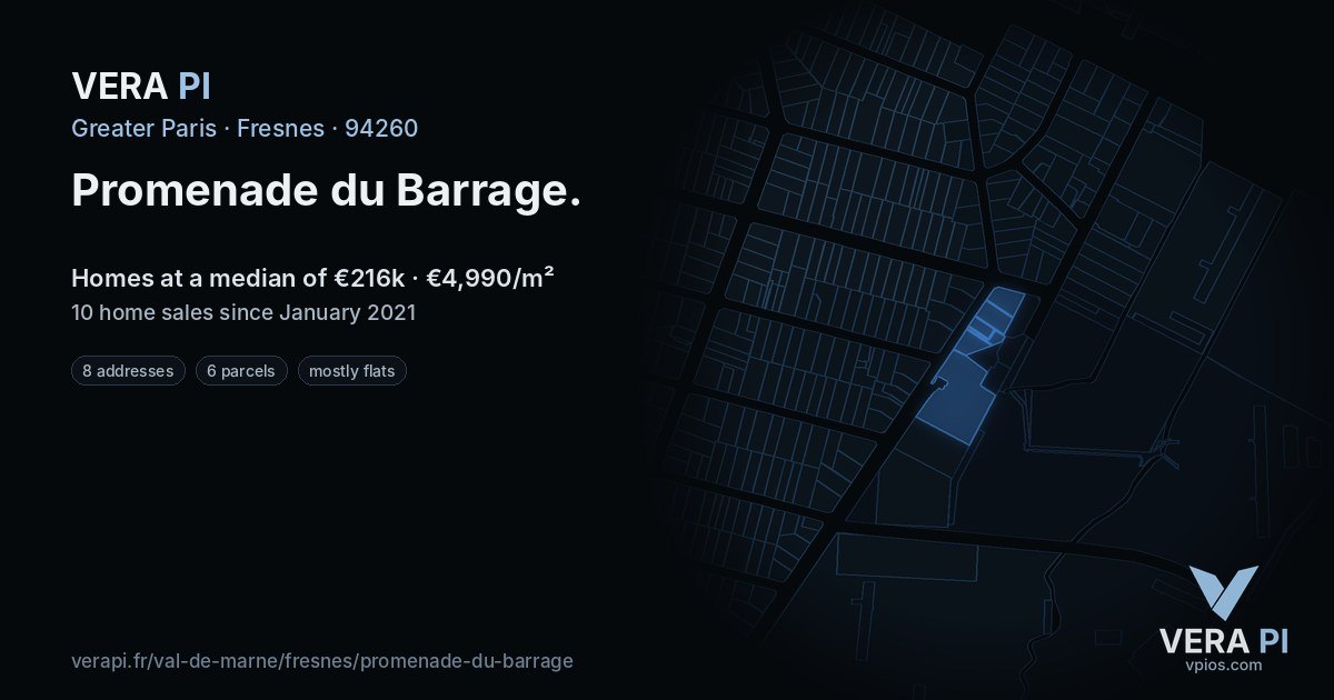 Promenade du Barrage, Fresnes at night – every parcel coloured by the prices around it, the street's own parcels lit