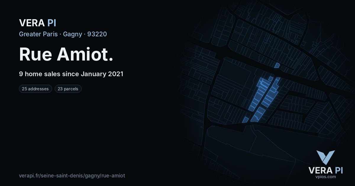 Rue Amiot, Gagny at night – every parcel coloured by the prices around it, the street's own parcels lit