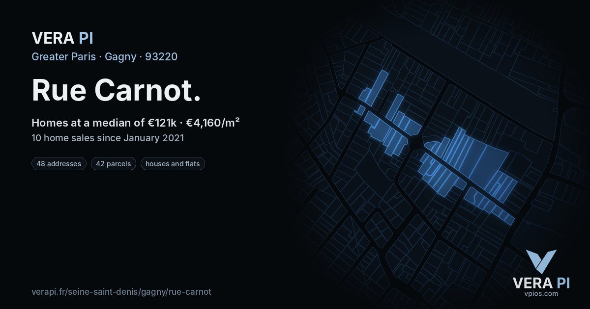 Rue Carnot, Gagny at night – every parcel coloured by the prices around it, the street's own parcels lit