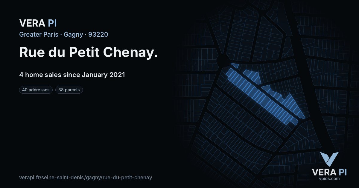 Rue du Petit Chenay, Gagny at night – every parcel coloured by the prices around it, the street's own parcels lit