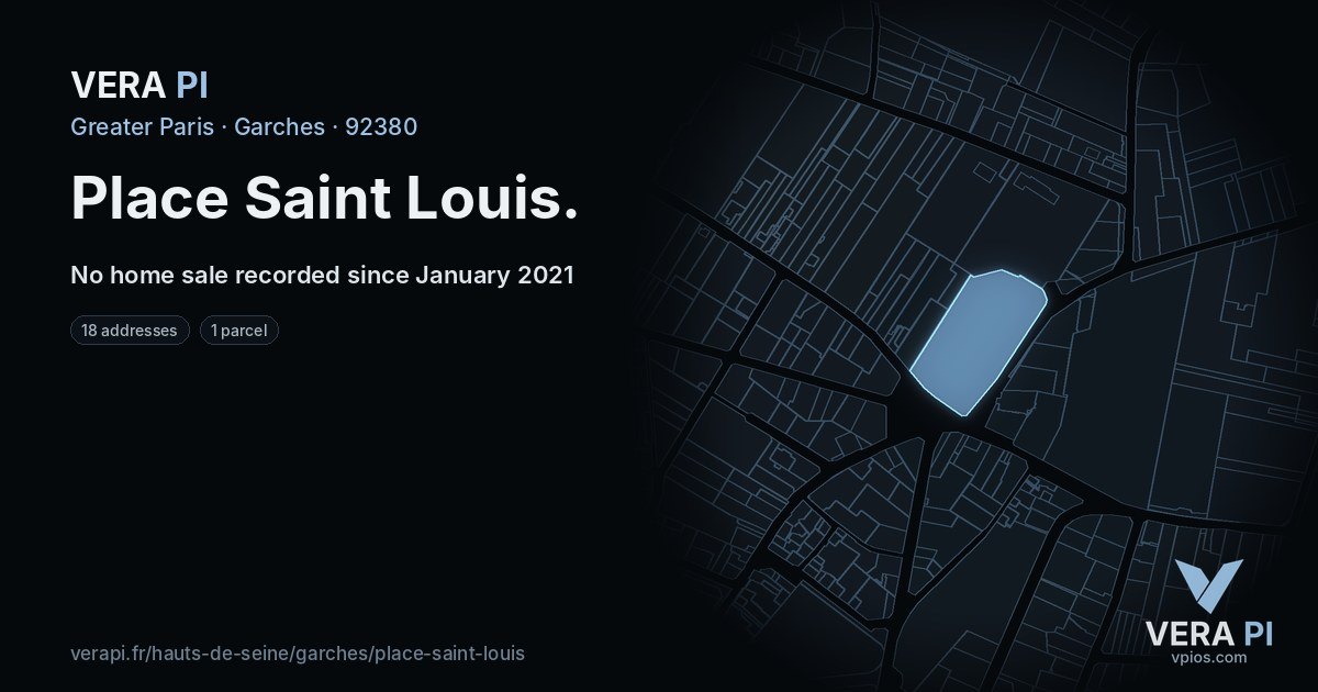 Place Saint Louis, Garches at night – every parcel coloured by the prices around it, the street's own parcels lit