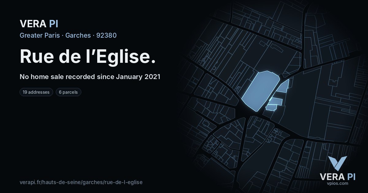 Rue de l’Eglise, Garches at night – every parcel coloured by the prices around it, the street's own parcels lit