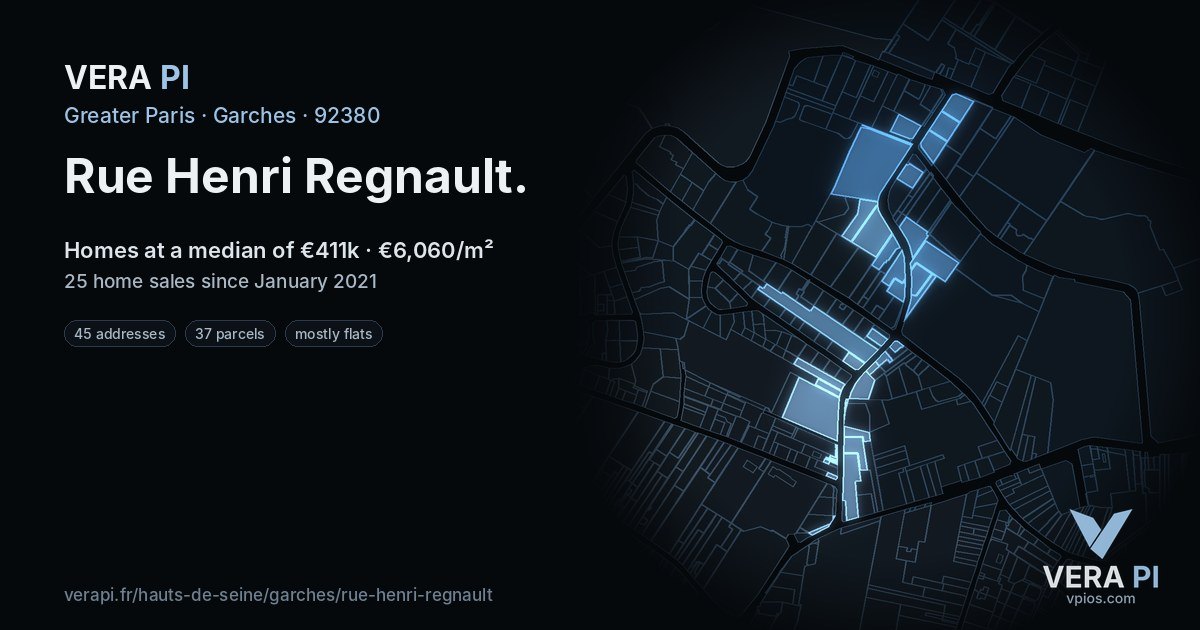 Rue Henri Regnault, Garches at night – every parcel coloured by the prices around it, the street's own parcels lit