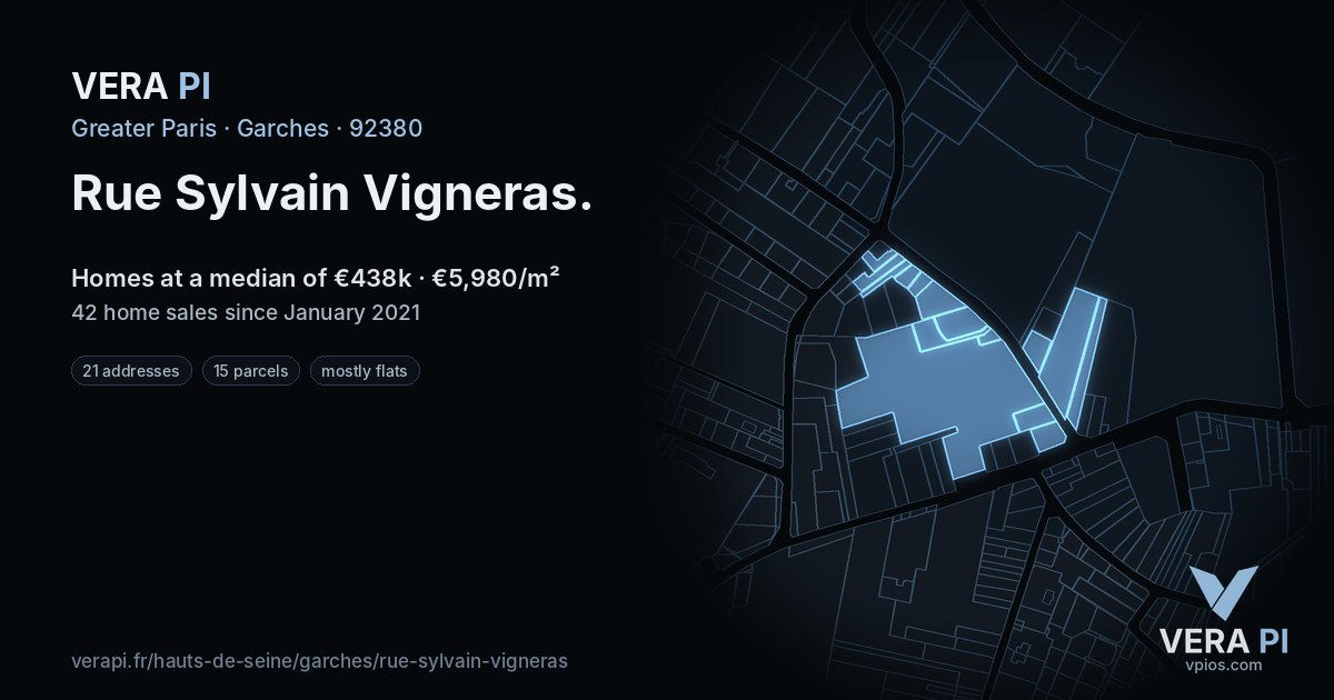 Rue Sylvain Vigneras, Garches at night – every parcel coloured by the prices around it, the street's own parcels lit
