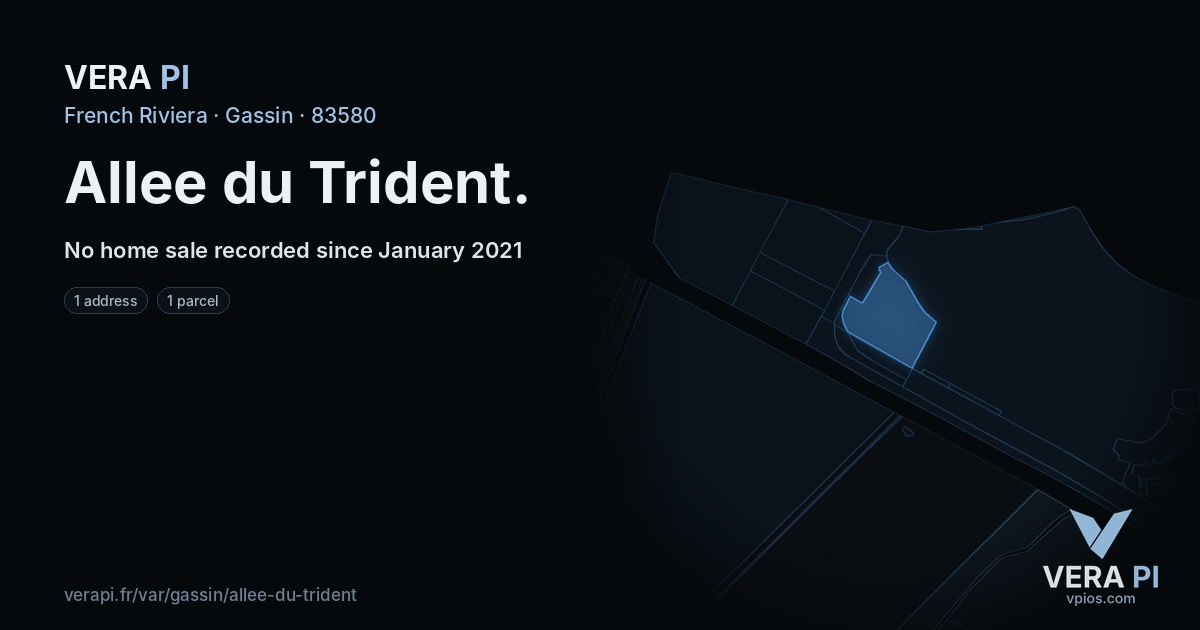Allee du Trident, Gassin at night – every parcel coloured by the prices around it, the street's own parcels lit