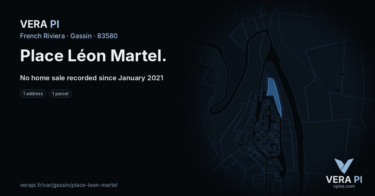 Place Léon Martel, Gassin at night – every parcel coloured by the prices around it, the street's own parcels lit