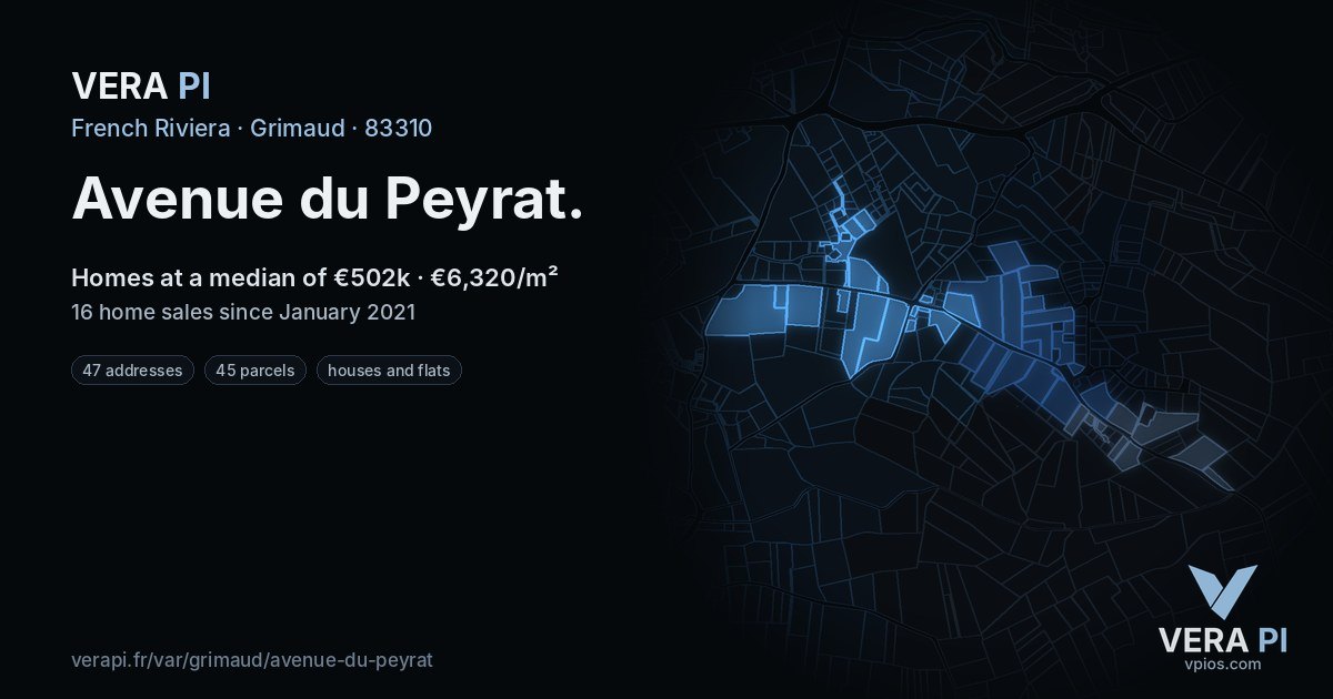 Avenue du Peyrat, Grimaud at night – every parcel coloured by the prices around it, the street's own parcels lit