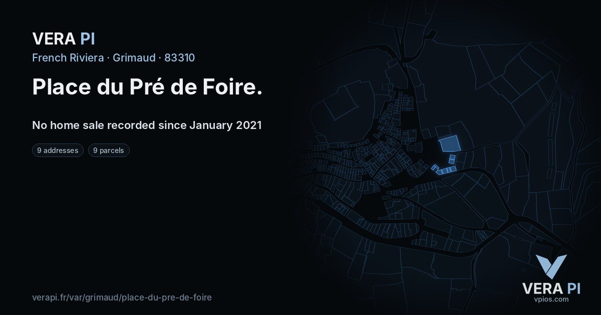 Place du Pré de Foire, Grimaud at night – every parcel coloured by the prices around it, the street's own parcels lit