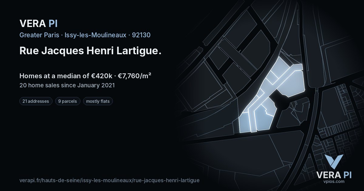 Rue Jacques Henri Lartigue, Issy-les-Moulineaux at night – every parcel coloured by the prices around it, the street's own parcels lit