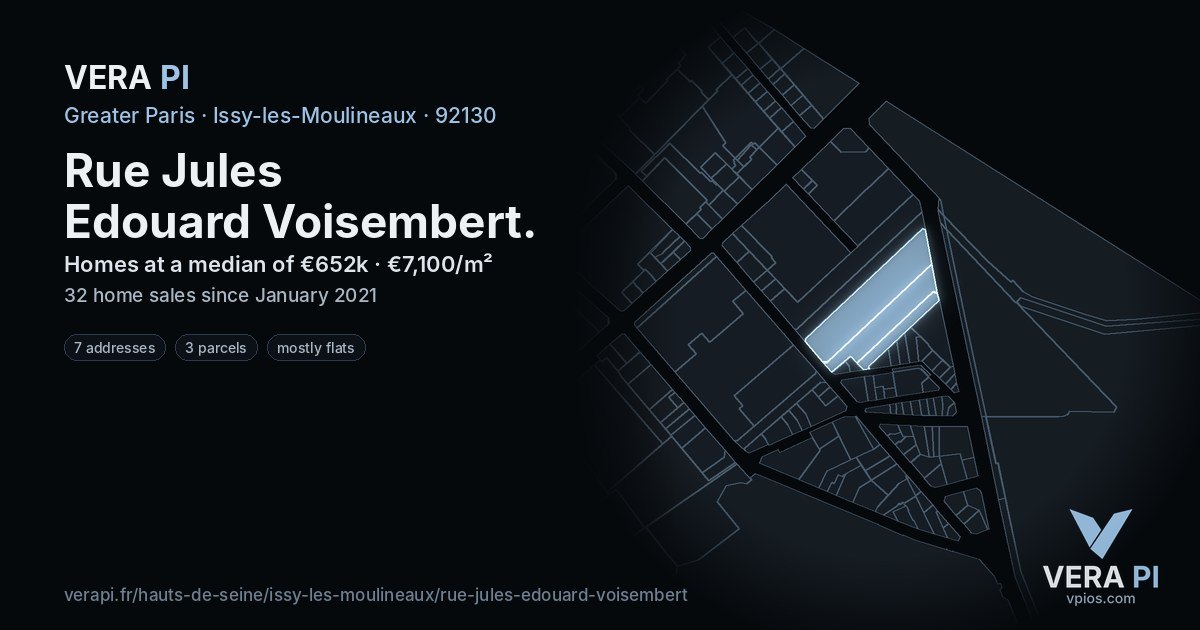Rue Jules Edouard Voisembert, Issy-les-Moulineaux at night – every parcel coloured by the prices around it, the street's own parcels lit