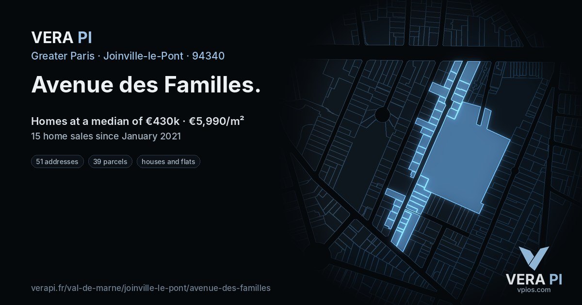 Avenue des Familles, Joinville-le-Pont at night – every parcel coloured by the prices around it, the street's own parcels lit