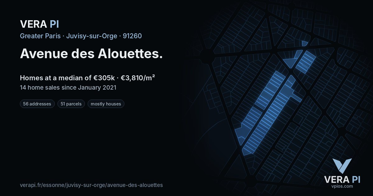Avenue des Alouettes, Juvisy-sur-Orge at night – every parcel coloured by the prices around it, the street's own parcels lit