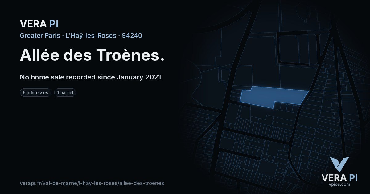 Allée des Troènes, L'Haÿ-les-Roses at night – every parcel coloured by the prices around it, the street's own parcels lit