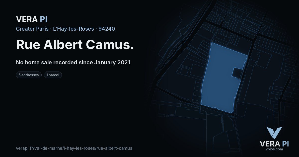 Rue Albert Camus, L'Haÿ-les-Roses at night – every parcel coloured by the prices around it, the street's own parcels lit