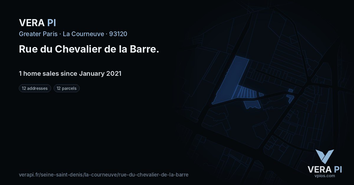 Rue du Chevalier de la Barre, La Courneuve at night – every parcel coloured by the prices around it, the street's own parcels lit