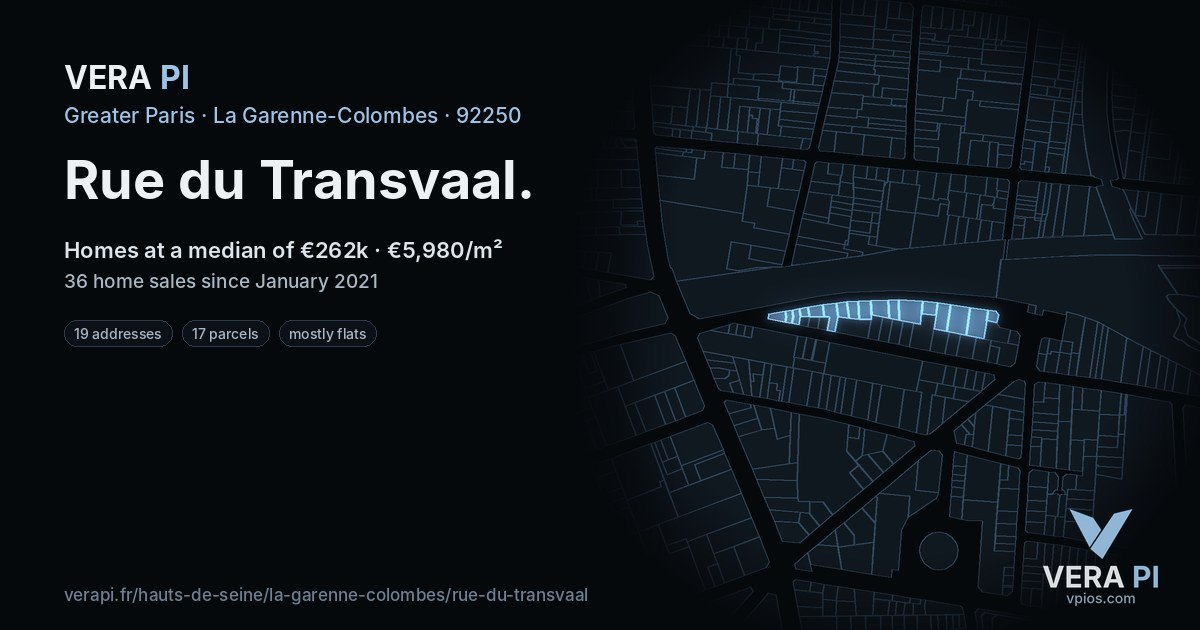 Rue du Transvaal, La Garenne-Colombes at night – every parcel coloured by the prices around it, the street's own parcels lit