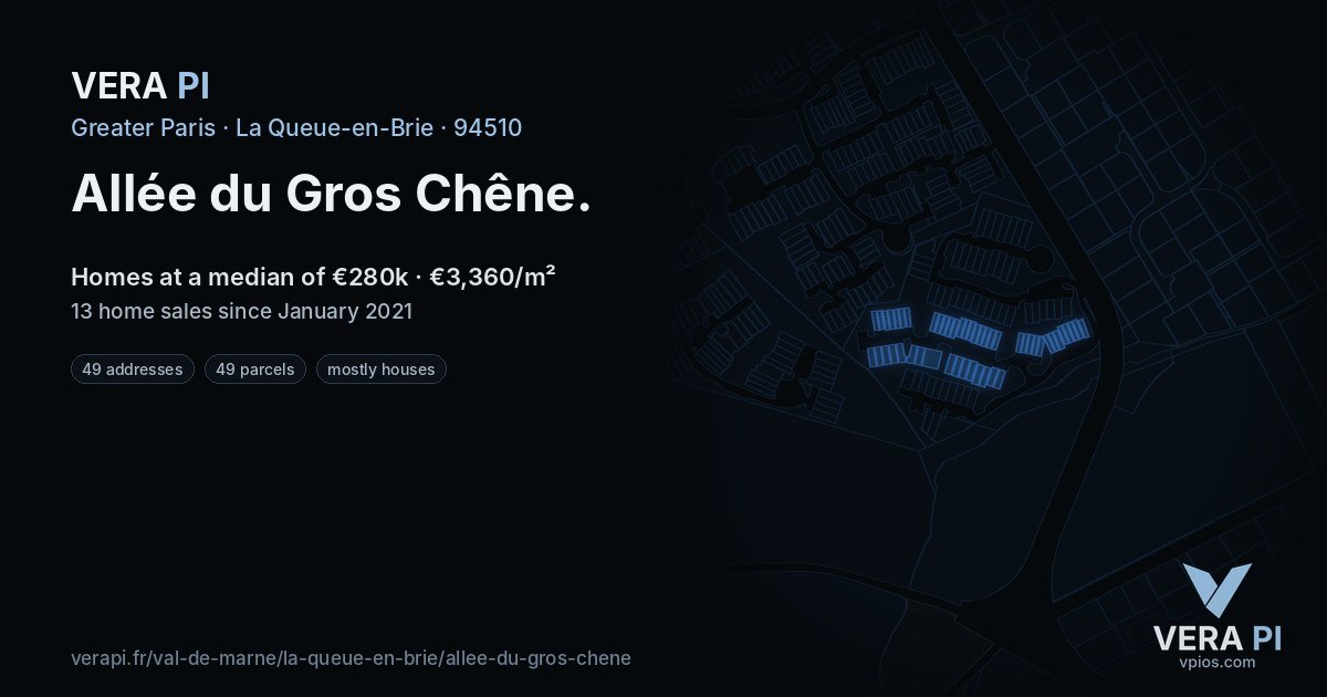 Allée du Gros Chêne, La Queue-en-Brie at night – every parcel coloured by the prices around it, the street's own parcels lit