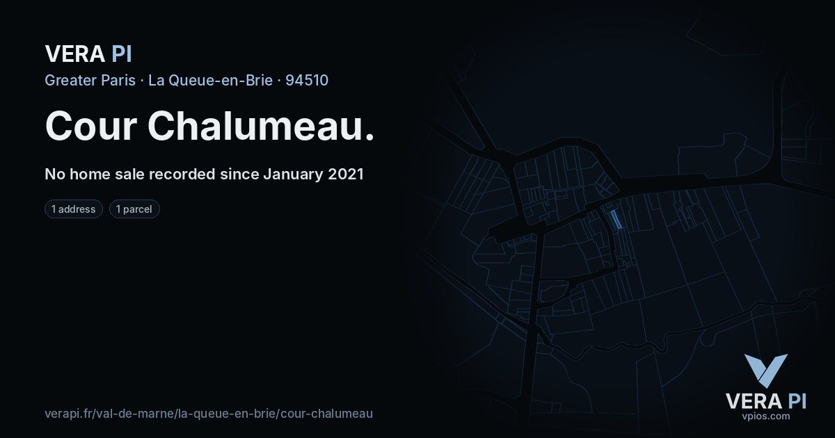 Cour Chalumeau, La Queue-en-Brie at night – every parcel coloured by the prices around it, the street's own parcels lit