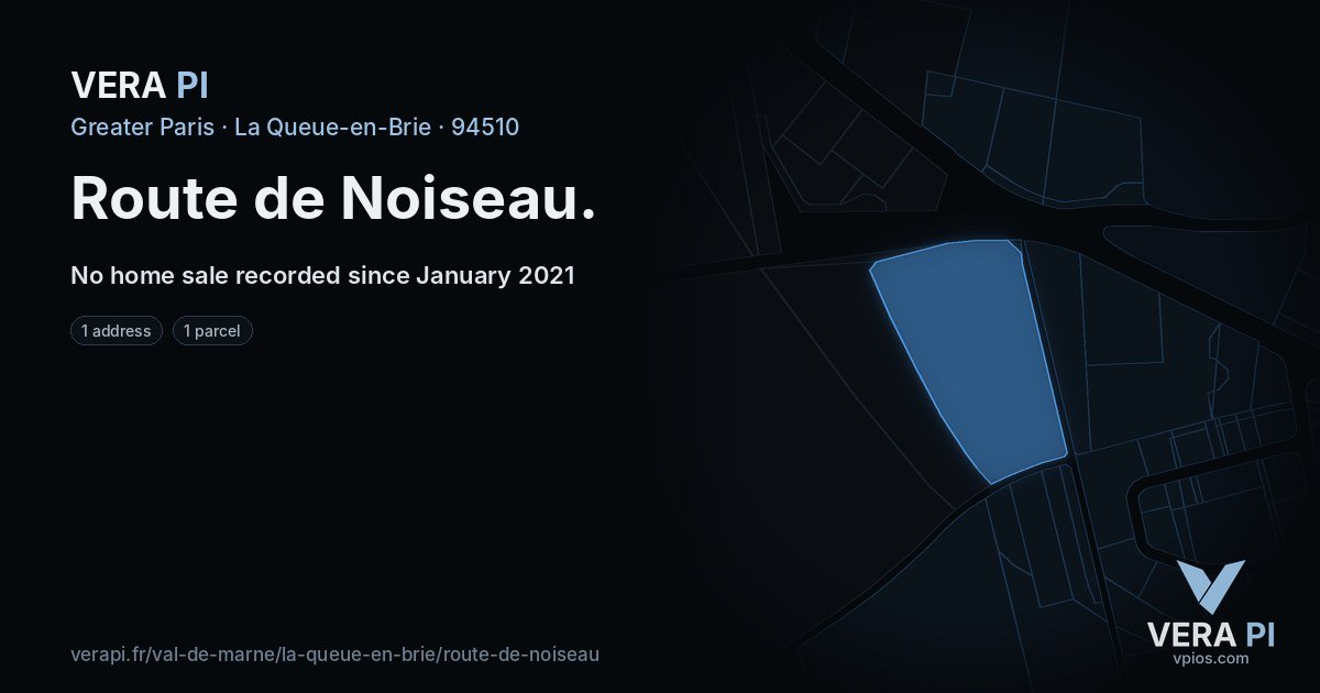 Route de Noiseau, La Queue-en-Brie at night – every parcel coloured by the prices around it, the street's own parcels lit