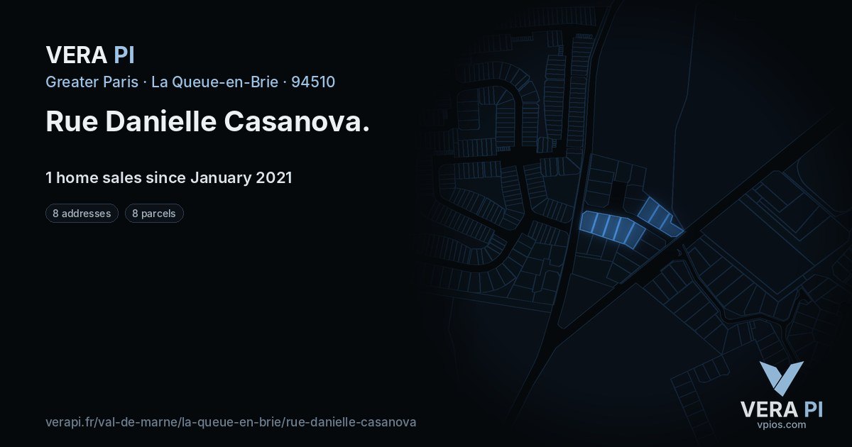 Rue Danielle Casanova, La Queue-en-Brie at night – every parcel coloured by the prices around it, the street's own parcels lit