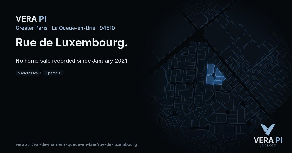 Rue de Luxembourg, La Queue-en-Brie at night – every parcel coloured by the prices around it, the street's own parcels lit