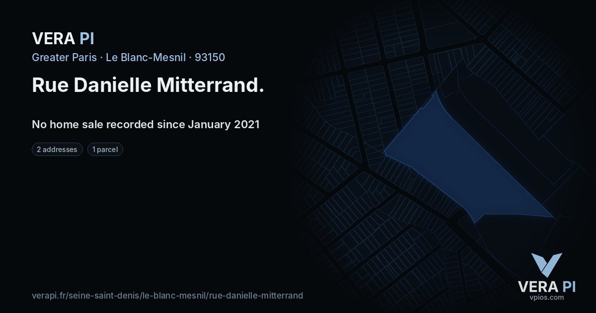 Rue Danielle Mitterrand, Le Blanc-Mesnil at night – every parcel coloured by the prices around it, the street's own parcels lit