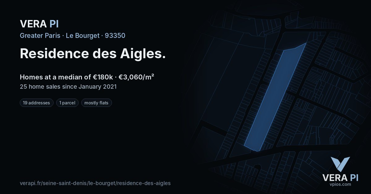 Residence des Aigles, Le Bourget at night – every parcel coloured by the prices around it, the street's own parcels lit