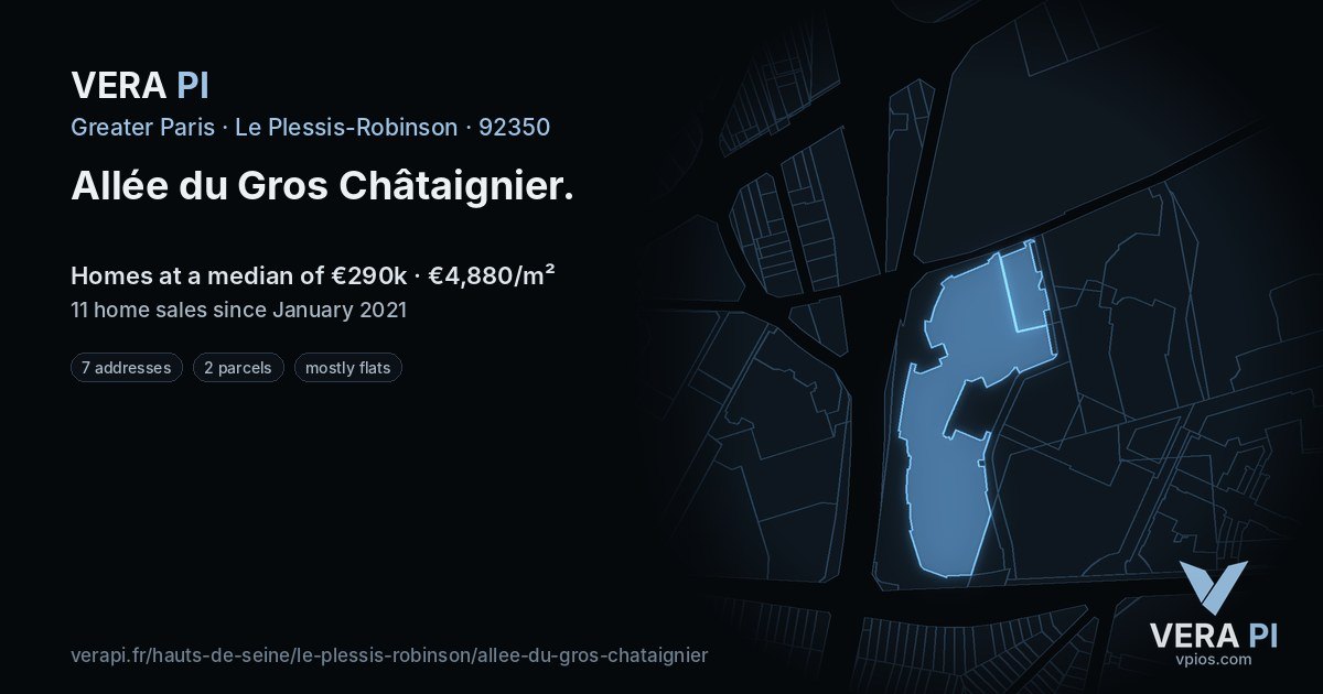 Allée du Gros Châtaignier, Le Plessis-Robinson at night – every parcel coloured by the prices around it, the street's own parcels lit