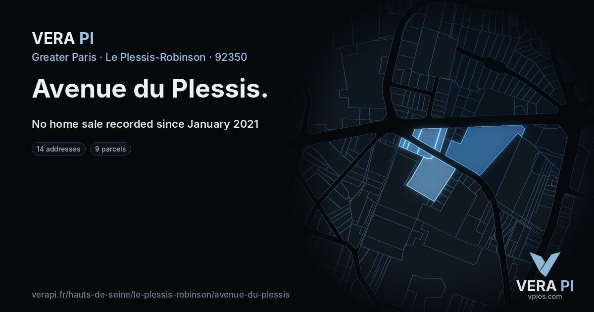 Avenue du Plessis, Le Plessis-Robinson at night – every parcel coloured by the prices around it, the street's own parcels lit