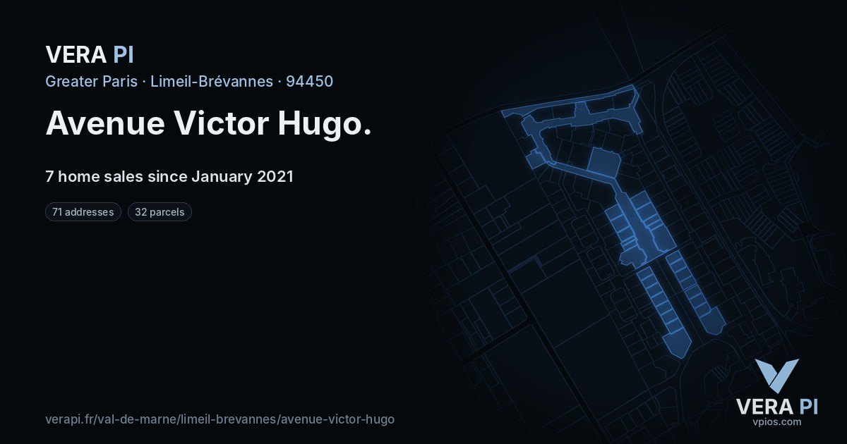 Avenue Victor Hugo, Limeil-Brévannes at night – every parcel coloured by the prices around it, the street's own parcels lit