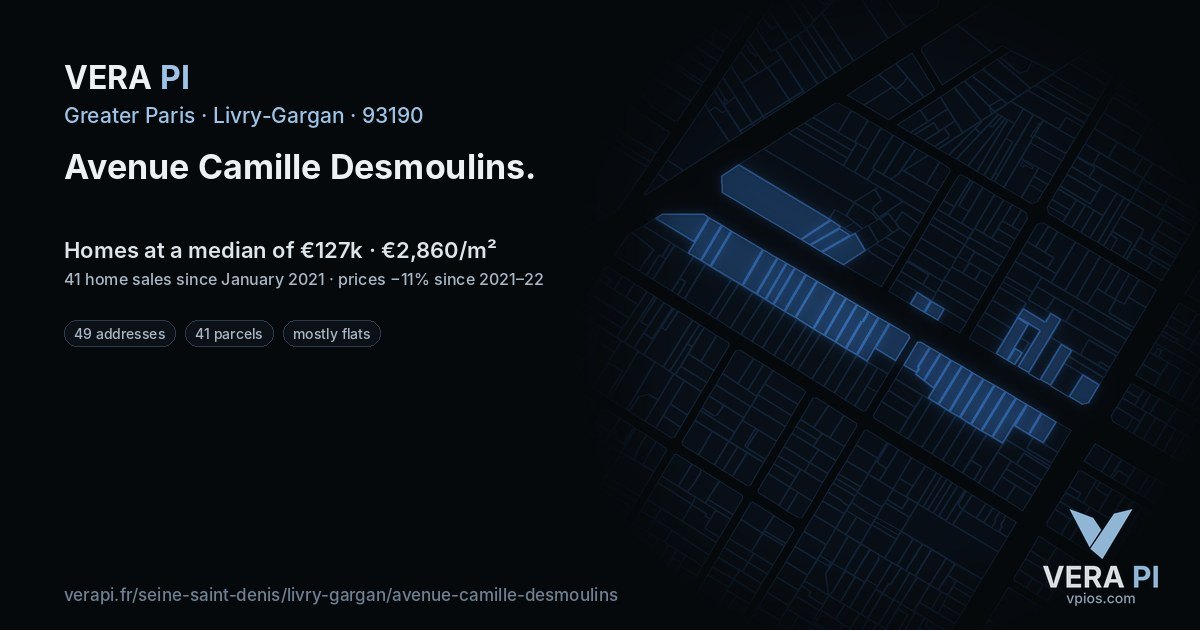 Avenue Camille Desmoulins, Livry-Gargan at night – every parcel coloured by the prices around it, the street's own parcels lit