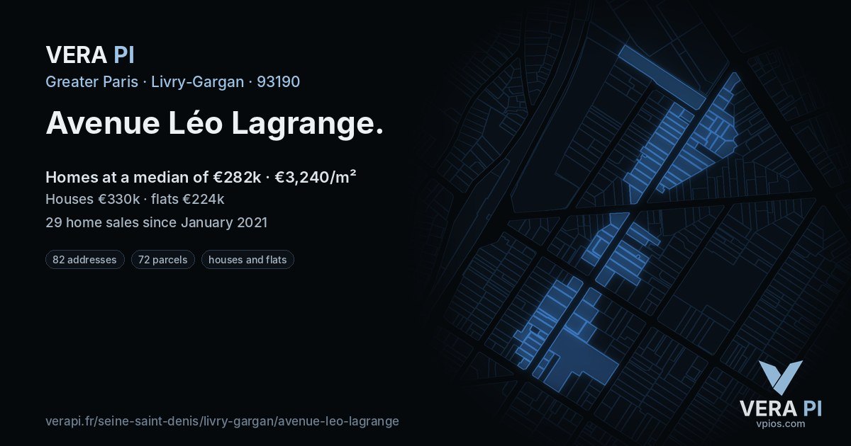 Avenue Léo Lagrange, Livry-Gargan at night – every parcel coloured by the prices around it, the street's own parcels lit