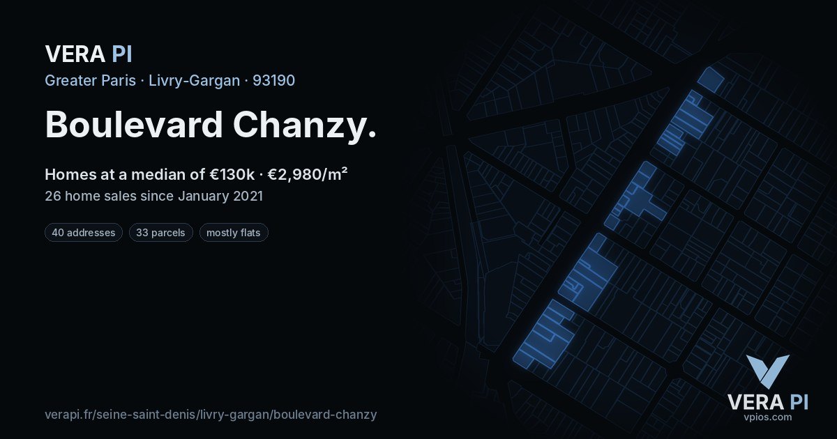 Boulevard Chanzy, Livry-Gargan at night – every parcel coloured by the prices around it, the street's own parcels lit