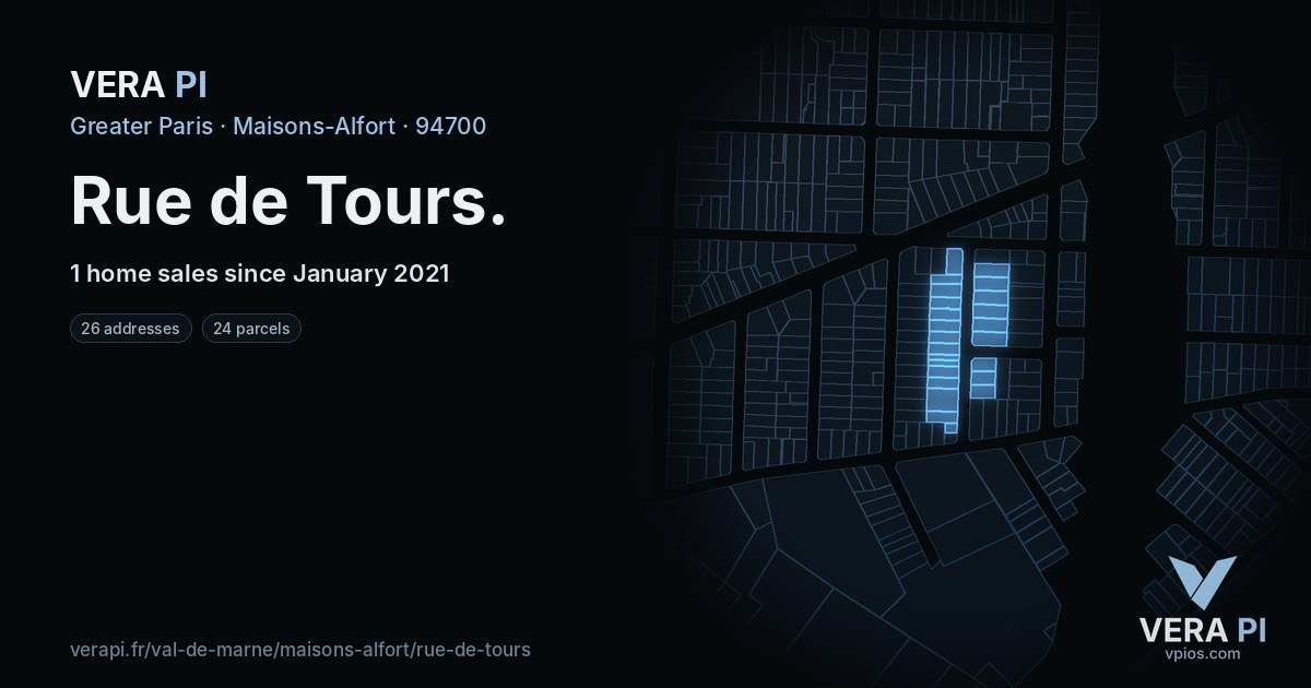 Rue de Tours, Maisons-Alfort at night – every parcel coloured by the prices around it, the street's own parcels lit