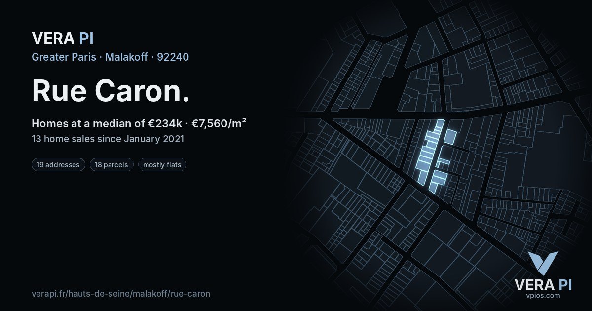 Rue Caron, Malakoff at night – every parcel coloured by the prices around it, the street's own parcels lit