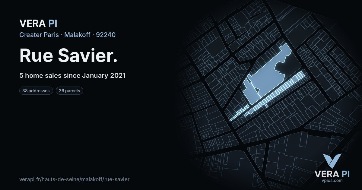 Rue Savier, Malakoff at night – every parcel coloured by the prices around it, the street's own parcels lit