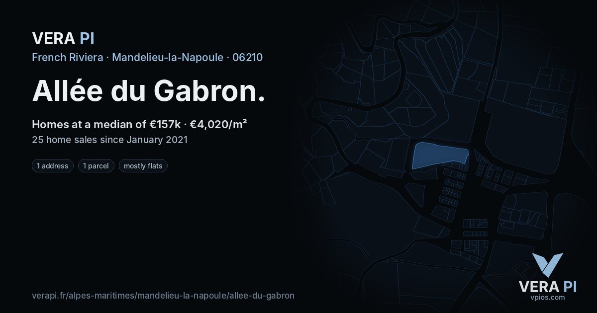Allée du Gabron, Mandelieu-la-Napoule at night – every parcel coloured by the prices around it, the street's own parcels lit