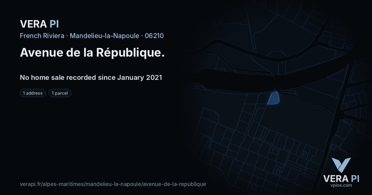 Avenue de la République, Mandelieu-la-Napoule at night – every parcel coloured by the prices around it, the street's own parcels lit
