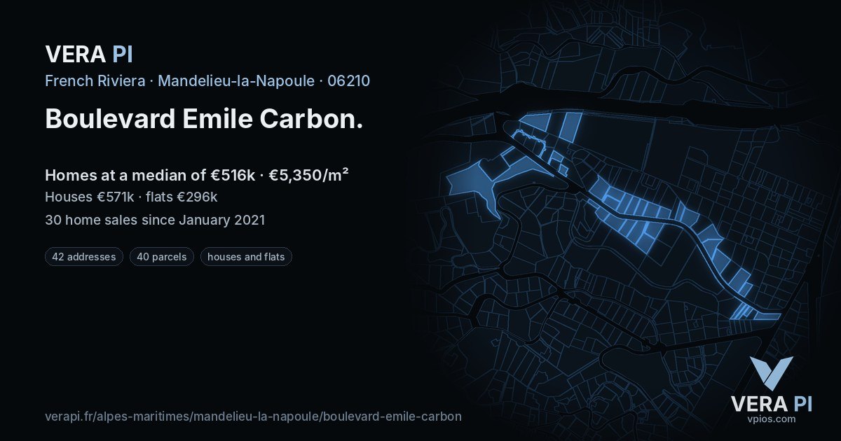 Boulevard Emile Carbon, Mandelieu-la-Napoule at night – every parcel coloured by the prices around it, the street's own parcels lit